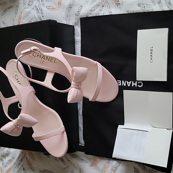 CHANEL Shoes - CHANEL Light Pink Bow Sandals, 39
